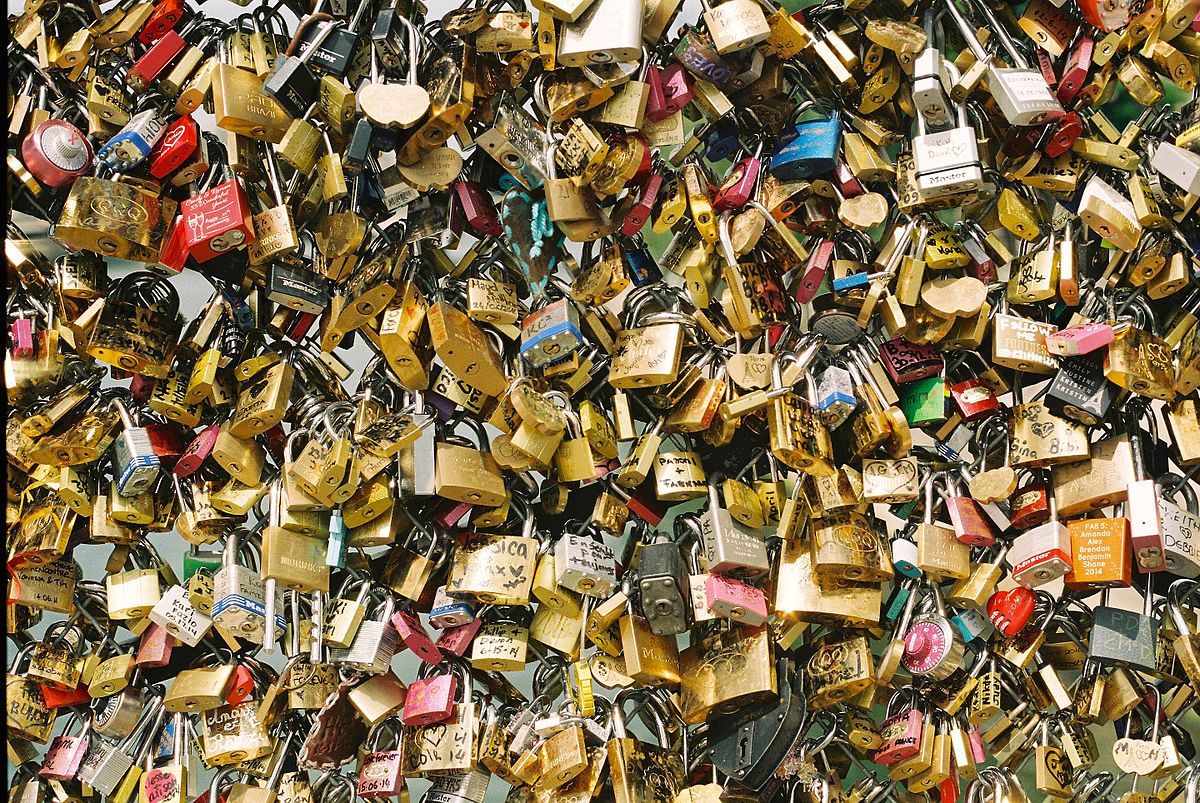 By Charlie Hindhaugh - Originality, CC BY-SA 2.0, https://commons.wikimedia.org/w/index.php?curid=47677681 Originality